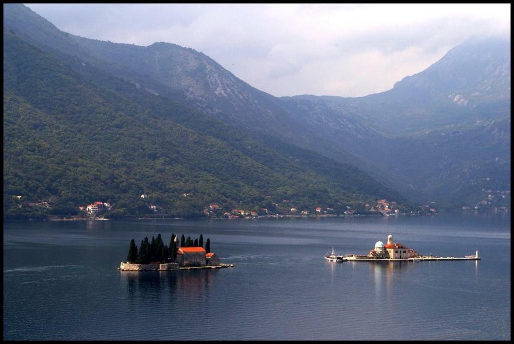 Apartments Dabovic Kotor Buitenkant foto